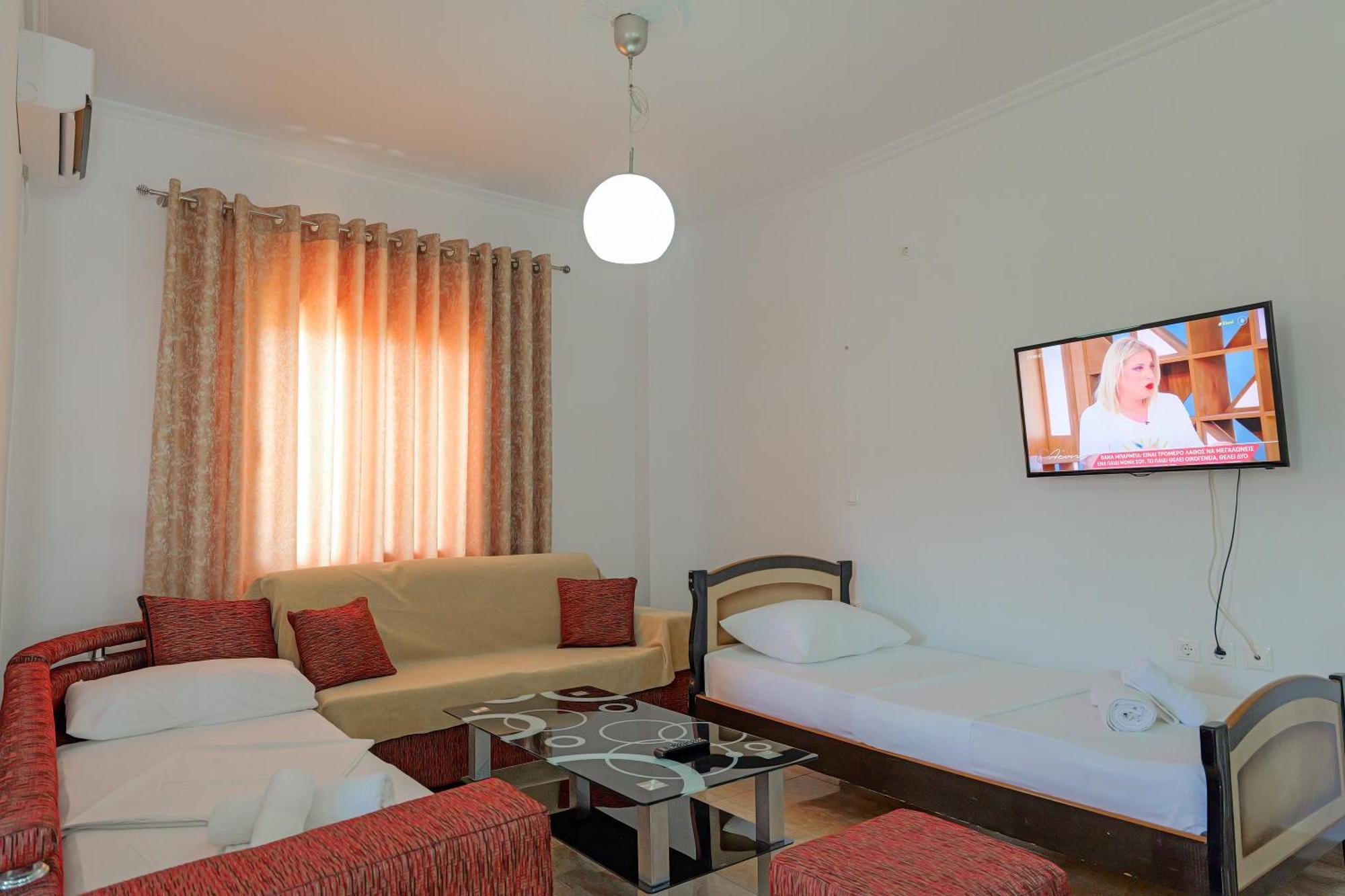 Guest House Moonlight Ksamil Ngoại thất bức ảnh