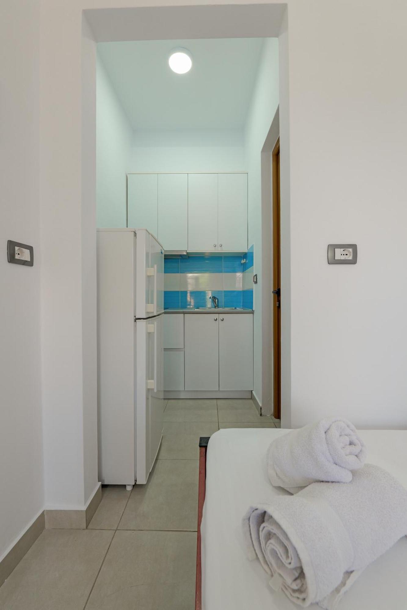 Guest House Moonlight Ksamil Ngoại thất bức ảnh
