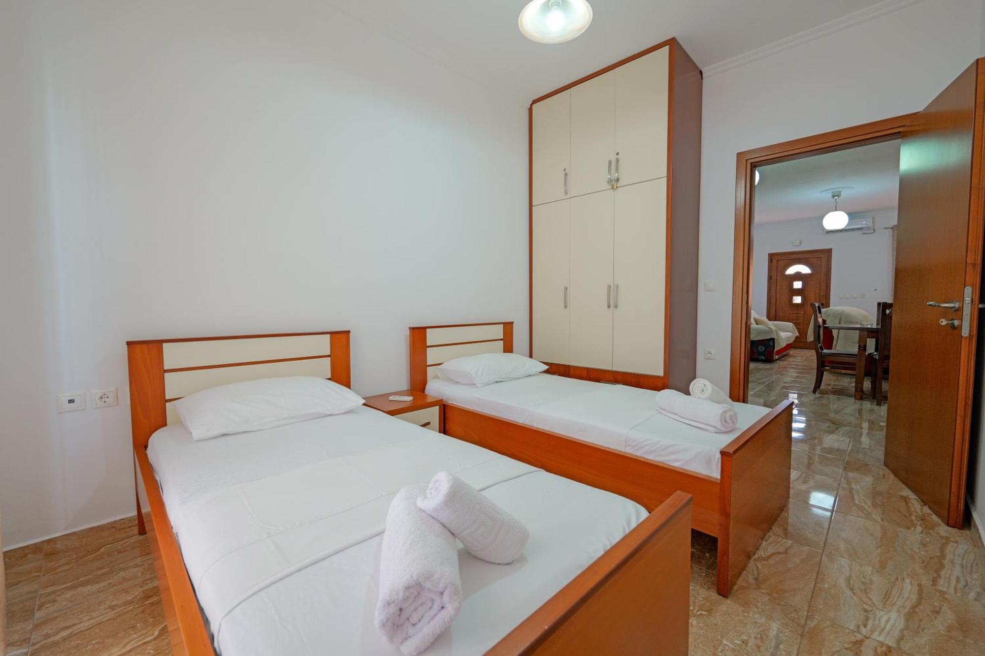 Guest House Moonlight Ksamil Ngoại thất bức ảnh